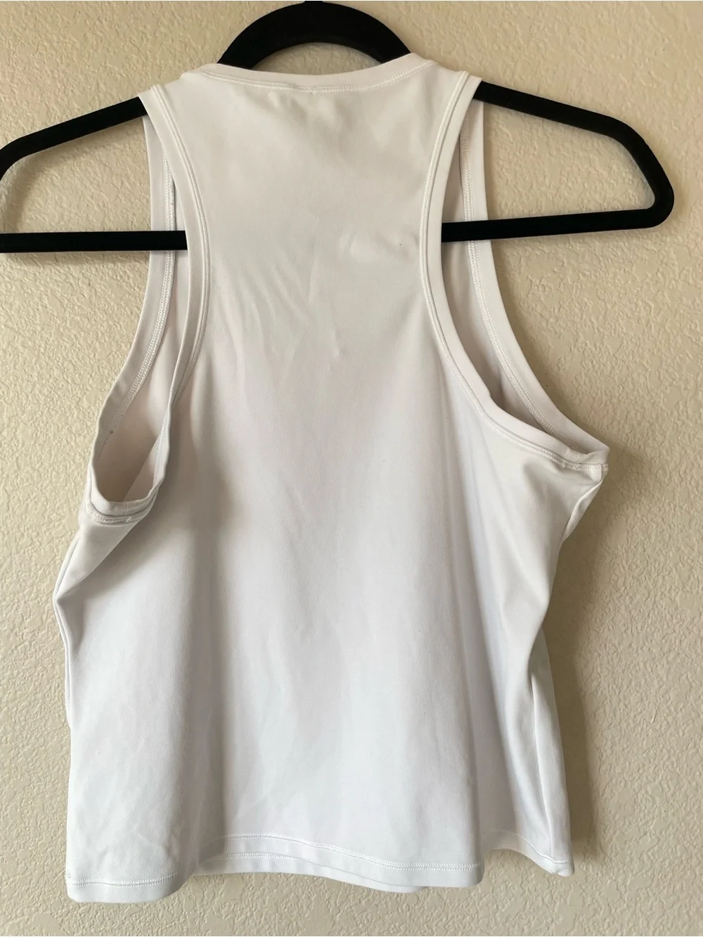 Vuori White High-Neck Performance Tank - Picture 2 of 7